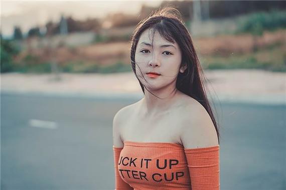 八字無財的女人啥意思